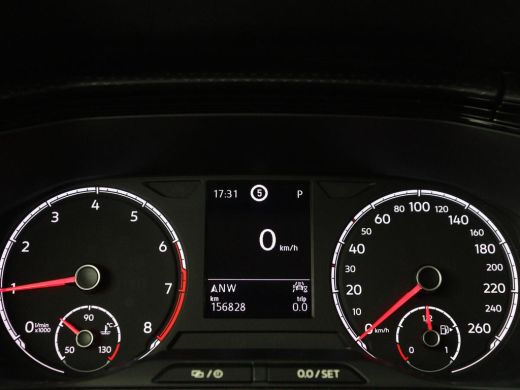 Volkswagen T-Cross 1.0 TSI Life Business | Carplay | Full LED | Keyless | Adaptive cruise | Navigatie | Parkeerhulp ... ActivLease financial lease