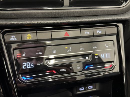 Volkswagen T-Roc 1.5 TSI 150PK R-LINE SPORT LEDER/NAVI/CAMERA ActivLease financial lease