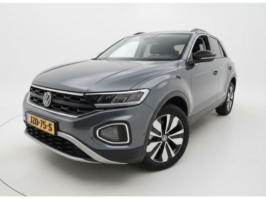 Volkswagen T-Roc TSI 115PK LIFE GOAL EDITION NAVI/CARPLAY/STOELVERWARMING/ FABRIEKSGARANTIE ActivLease financial lease
