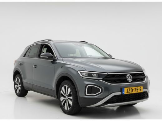 Volkswagen T-Roc TSI 115PK LIFE GOAL EDITION NAVI/CARPLAY/STOELVERWARMING/ FABRIEKSGARANTIE ActivLease financial lease