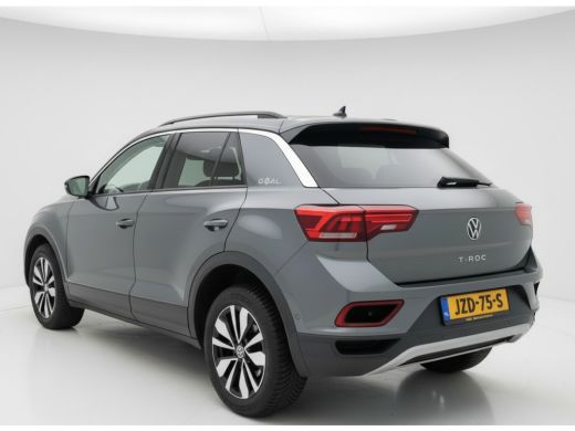 Volkswagen T-Roc TSI 115PK LIFE GOAL EDITION NAVI/CARPLAY/STOELVERWARMING/ FABRIEKSGARANTIE ActivLease financial lease