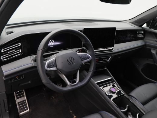 Volkswagen Tiguan 1.5 eHybrid 204 Pk Automaat R-Line Business | Trekhaak | Camera | Full LED | Stoel Verwarming/Koe... ActivLease financial lease