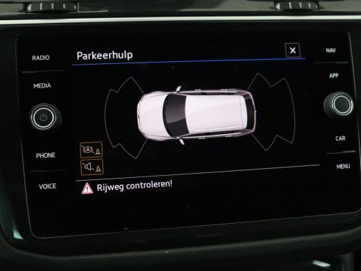 Volkswagen Tiguan 1.5 TSI R-Line | Stoelverwarming | Adaptive cruise | Matrix LED | Keyless | 19'' | Parkeerhulp | ... ActivLease financial lease