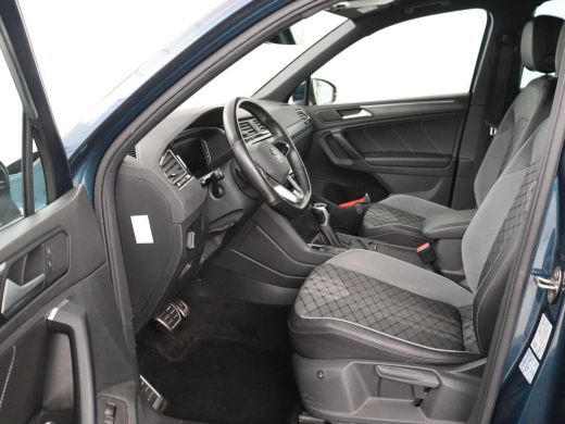 Volkswagen Tiguan 1.5 TSI R-Line | Stoelverwarming | Adaptive cruise | Matrix LED | Keyless | 19'' | Parkeerhulp | ... ActivLease financial lease
