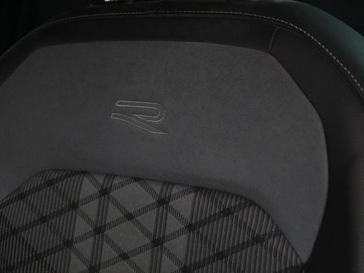 Volkswagen Tiguan 1.5 TSI R-Line | Stoelverwarming | Adaptive cruise | Matrix LED | Keyless | 19'' | Parkeerhulp | ... ActivLease financial lease