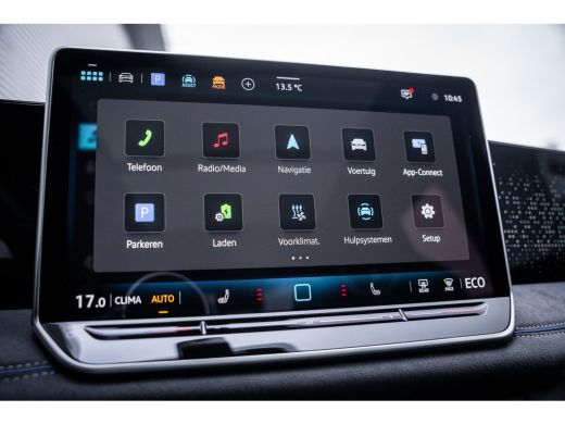 Volkswagen Tiguan R-Line Edition - eHybrid | 'App-Connect' draadloze smartphone integratie | Automatische afstandsr... ActivLease financial lease