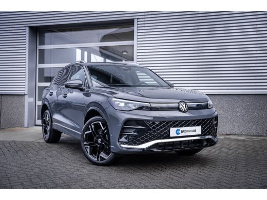 Volkswagen Tiguan R-Line Edition - eHybrid | 'App-Connect' draadloze smartphone integratie | Automatische afstandsr... ActivLease financial lease