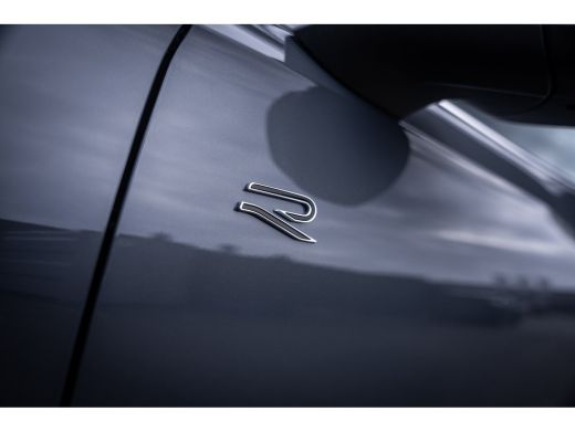 Volkswagen Tiguan R-Line Edition - eHybrid | 'App-Connect' draadloze smartphone integratie | Automatische afstandsr... ActivLease financial lease