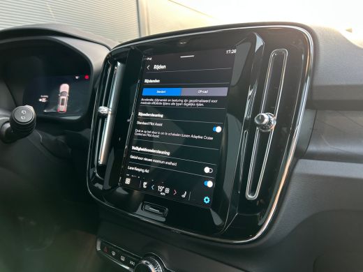 Volvo  EX40 Single Motor Extended Range Ultra 82 kWh | All-seasons | 360 camera | Pano | Harman/Kardon | Memo... ActivLease financial lease