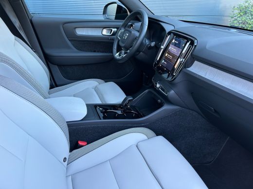 Volvo  EX40 Single Motor Extended Range Ultra 82 kWh | Sage Green | Warmtepomp | Pano | Memory | 360 camera |... ActivLease financial lease