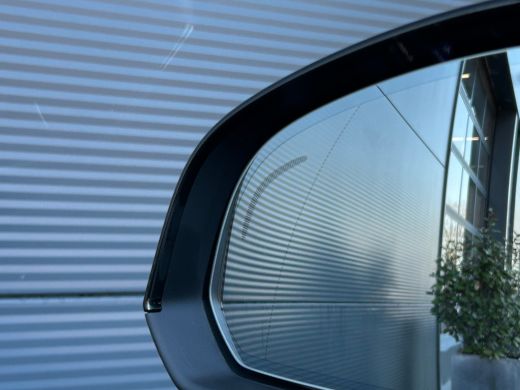 Volvo  EX40 Single Motor Extended Range Ultra 82 kWh | Sage Green | Warmtepomp | Pano | Memory | 360 camera |... ActivLease financial lease