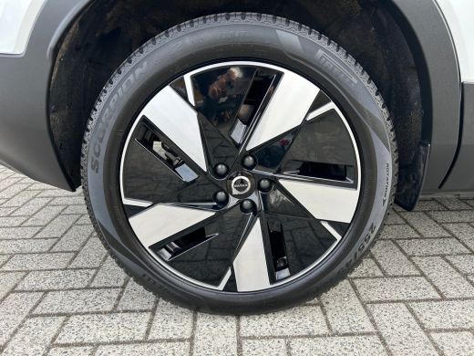 Volvo  EX40 Single Motor Extended Range Ultra 82 kWh | Trekhaak | All-seasons | Warmtepomp | Wool Blend! | Me... ActivLease financial lease