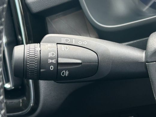 Volvo  EX40 Single Motor Extended Range Ultra 82 kWh | Trekhaak | Pixel-LED | All-seasons | Pano | Memory | C... ActivLease financial lease