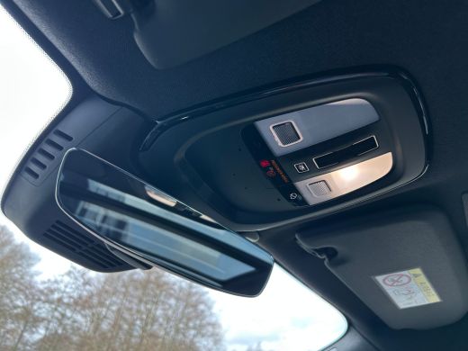 Volvo  EX40 Single Motor Extended Range Ultra 82 kWh | Trekhaak | Pixel-LED | All-seasons | Pano | Memory | C... ActivLease financial lease