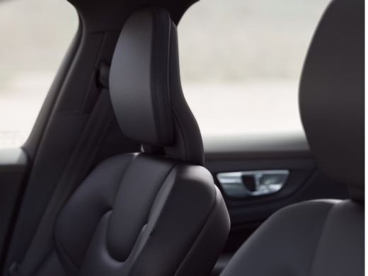 Volvo  V60 2.0 T6 Plug-in hybrid AWD Ultra Dark | Elektrisch glazen panorama-dak | Extra getint glas | Head-... ActivLease financial lease