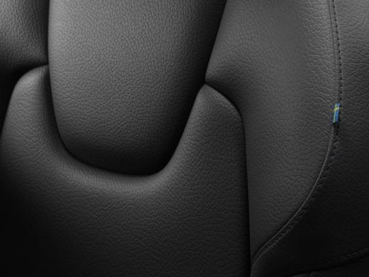 Volvo  V60 2.0 T6 Plug-in hybrid AWD Ultra Dark | Elektrisch glazen panorama-dak | Extra getint glas | Head-... ActivLease financial lease