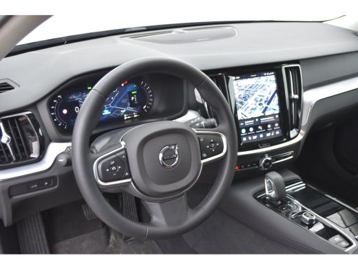 Volvo  V60 T6 AWD Exclusive Leather! | Aurora Silver | Climate Pakket | Driver Assist | ActivLease financial lease