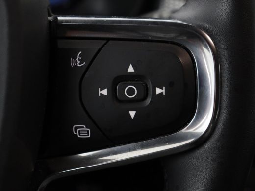 Volvo  XC40 Recharge Core | SOH 95% | Stoel & stuurverwarming | Trekhaak | Camera | Carplay | Navigatie | Par... ActivLease financial lease