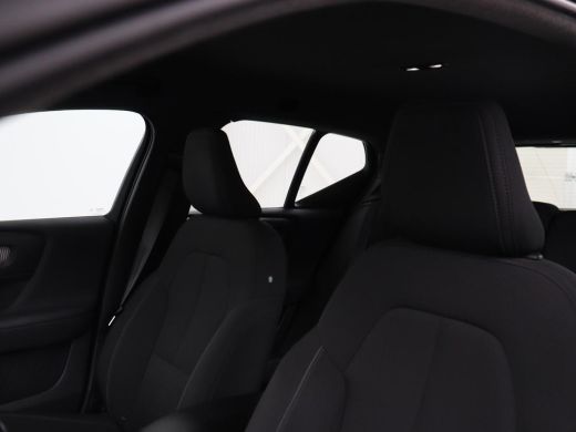 Volvo  XC40 Recharge Core | SOH 95% | Stoel & stuurverwarming | Trekhaak | Camera | Carplay | Navigatie | Par... ActivLease financial lease