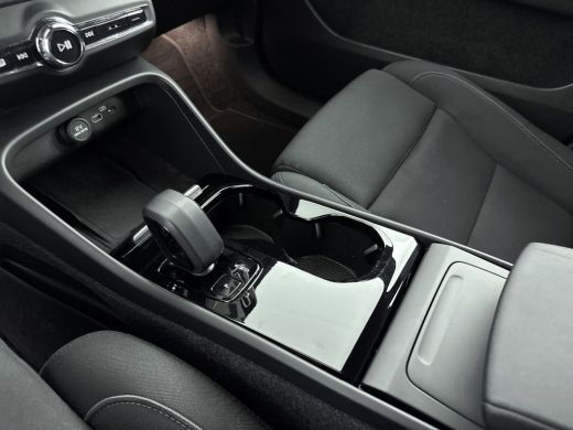 Volvo  XC40 Recharge Plus 70 kWh | Achteruitrijcamera | Anti Blokkeer Systeem | Apple Carplay/Android Auto|te... ActivLease financial lease