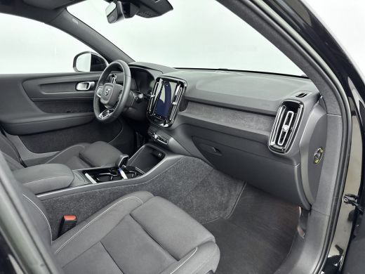 Volvo  XC40 Recharge Plus 70 kWh | Achteruitrijcamera | Anti Blokkeer Systeem | Apple Carplay/Android Auto|te... ActivLease financial lease