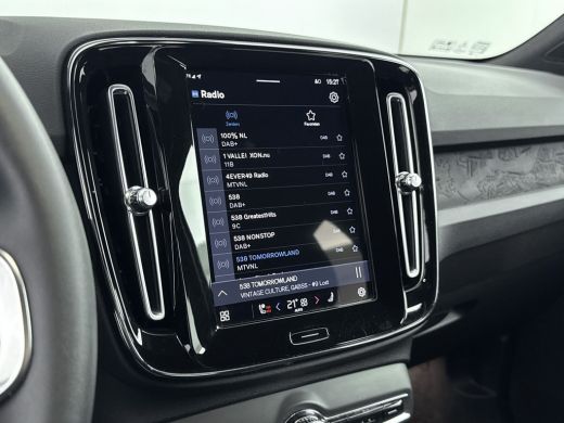 Volvo  XC40 Recharge Plus 70 kWh | Achteruitrijcamera | Anti Blokkeer Systeem | Apple Carplay/Android Auto|te... ActivLease financial lease