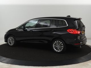 BMW 2 Serie Gran Tourer 220i Business Edition Plus | Luxury Line | Leder | Head-Up | Stoelverwarming | Trekha...