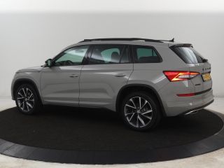 Skoda Kodiaq 1.5 TSI Sportline | Panoramadak | Stoelverwarming | Leder/Alcantara | Camera | Carplay | Sfeerver...