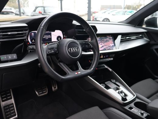 Audi A3 Limousine 35 TFSI 150 PK S-LINE EDITION + VIRTUAL COCKPIT | TREKHAAK | ADAPTIEVE CRUISE | SPORTST... ActivLease financial lease