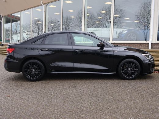 Audi A3 Limousine 35 TFSI 150 PK S-LINE EDITION + VIRTUAL COCKPIT | TREKHAAK | ADAPTIEVE CRUISE | SPORTST... ActivLease financial lease