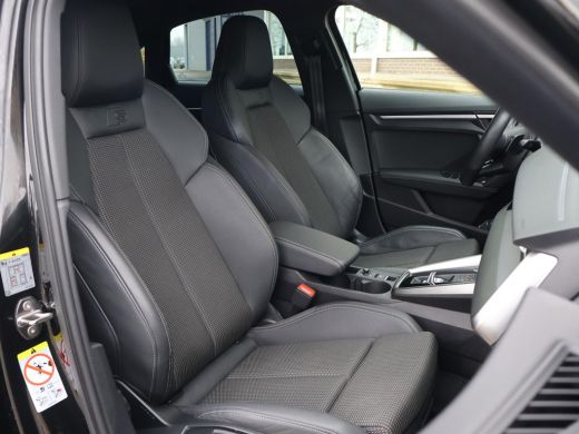 Audi A3 Limousine 35 TFSI 150 PK S-LINE EDITION + VIRTUAL COCKPIT | TREKHAAK | ADAPTIEVE CRUISE | SPORTST... ActivLease financial lease
