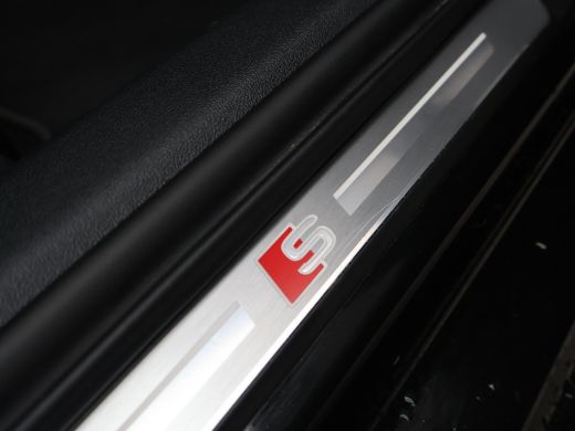 Audi A3 Limousine 35 TFSI 150 PK S-LINE EDITION + VIRTUAL COCKPIT | TREKHAAK | ADAPTIEVE CRUISE | SPORTST... ActivLease financial lease