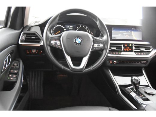 BMW 3 Serie Touring 318i *1ste Eigenaar*Navigatie*Leer*Carplay* ActivLease financial lease