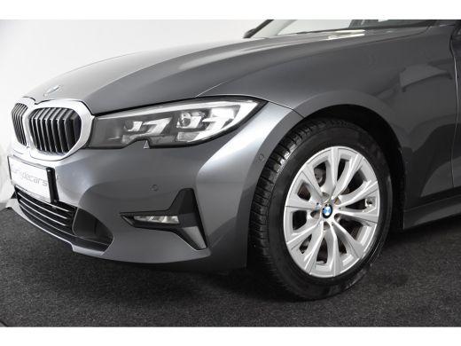 BMW 3 Serie Touring 318i *1ste Eigenaar*Navigatie*Leer*Carplay* ActivLease financial lease