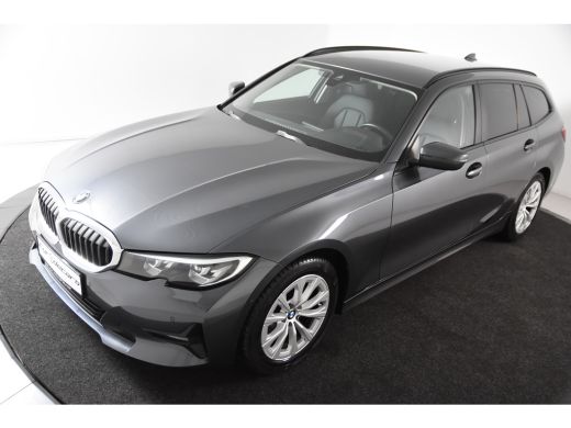 BMW 3 Serie Touring 318i *1ste Eigenaar*Navigatie*Leer*Carplay* ActivLease financial lease