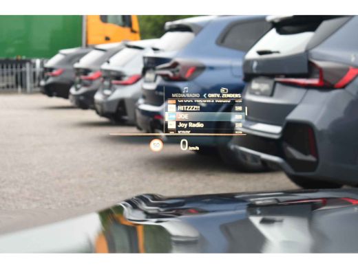 BMW 3 Serie Touring 330e xDrive M-Sport Pro Pano M-zetels ACC HUD 360 19inch ActivLease financial lease