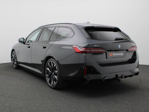 BMW 5 Serie Touring 530e xDrive 299PK Aut. M-Sport, Panoramadak, Head-Up Display, Stoelverwarming & ventilati... ActivLease financial lease