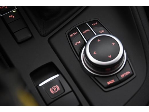 BMW X1 sDrive16d Sportline *1ste Eigenaar*Navigatie*Trekhaak*Camera* ActivLease financial lease