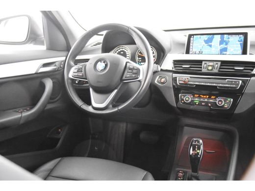 BMW X1 sDrive18i X-Line *1ste Eigenaar*Leer*Navigatie*Stoelverwarming* ActivLease financial lease