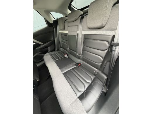 Citroën C4 130pk Shine (Camera - Keyless Entry - LED - Parkeersensoren V+A - Automatische Airco - Adaptieve ... ActivLease financial lease