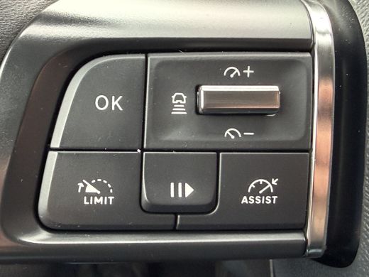 Citroën C4 130pk Shine (Camera - Keyless Entry - LED - Parkeersensoren V+A - Automatische Airco - Adaptieve ... ActivLease financial lease