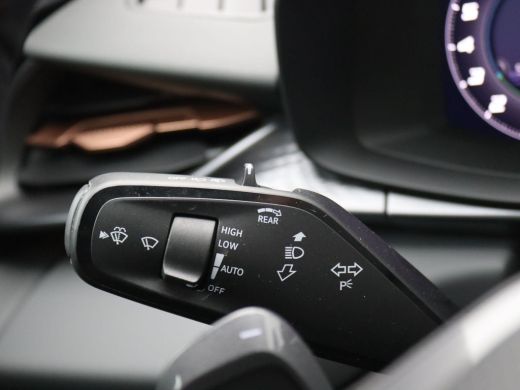 CUPRA Terramar 1.5 TSI e-Hybrid Business 204PK DSG Pano-Schuifdak, Trekhaak, 20" LM Velgen, Memorystoel, Keyless... ActivLease financial lease