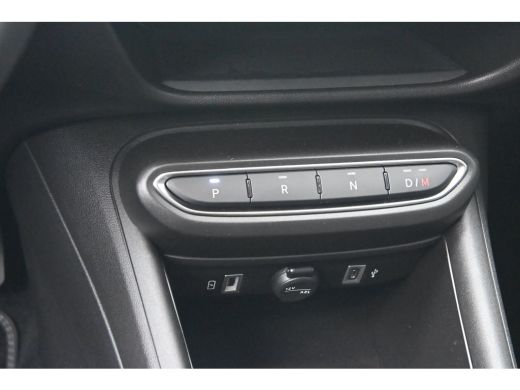 Fiat 600 1.2 Hybrid Urban 110pk 8 Jaar Garantie! | Achteruitrijcamera | Keyless-Entry | Draadloze Lader | ... ActivLease financial lease