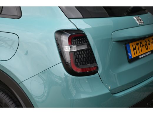 Fiat 600 1.2 Hybrid Urban 110pk 8 Jaar Garantie! | Achteruitrijcamera | Keyless-Entry | Draadloze Lader | ... ActivLease financial lease