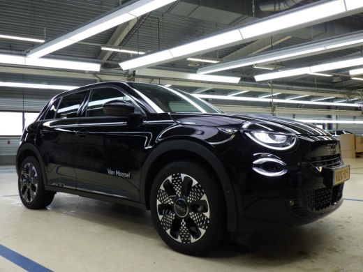 Fiat 600e La Prima 54 kWh 98%SOH! | 8 Jaar Garantie! | Vol-Leder | Massage | Elektr. Achterklep | Adaptive ... ActivLease financial lease