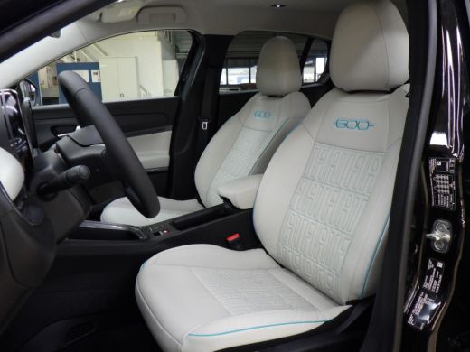 Fiat 600e La Prima 54 kWh 98%SOH! | 8 Jaar Garantie! | Vol-Leder | Massage | Elektr. Achterklep | Adaptive ... ActivLease financial lease