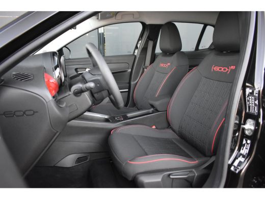 Fiat 600e RED 54 kWh 3 Fase 156pk 96%SOH! | Navigatie by App | Cruise Control | Parkeersensoren | DAB+ | Ke... ActivLease financial lease