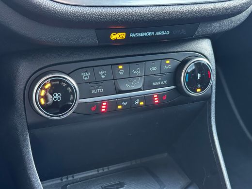 Ford Fiesta 1.0 95 PK Titanium X | ADAPTIEVE CRUISE CONTROL| STUUR, STOEL EN VOORRUITVERWARMING| NAVIGATIE + ... ActivLease financial lease