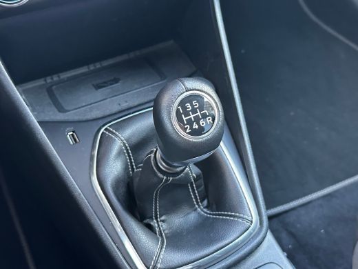 Ford Fiesta 1.0 95 PK Titanium X | ADAPTIEVE CRUISE CONTROL| STUUR, STOEL EN VOORRUITVERWARMING| NAVIGATIE + ... ActivLease financial lease