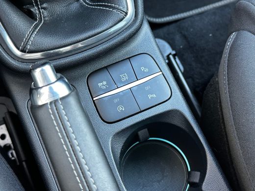 Ford Fiesta 1.0 95 PK Titanium X | ADAPTIEVE CRUISE CONTROL| STUUR, STOEL EN VOORRUITVERWARMING| NAVIGATIE + ... ActivLease financial lease